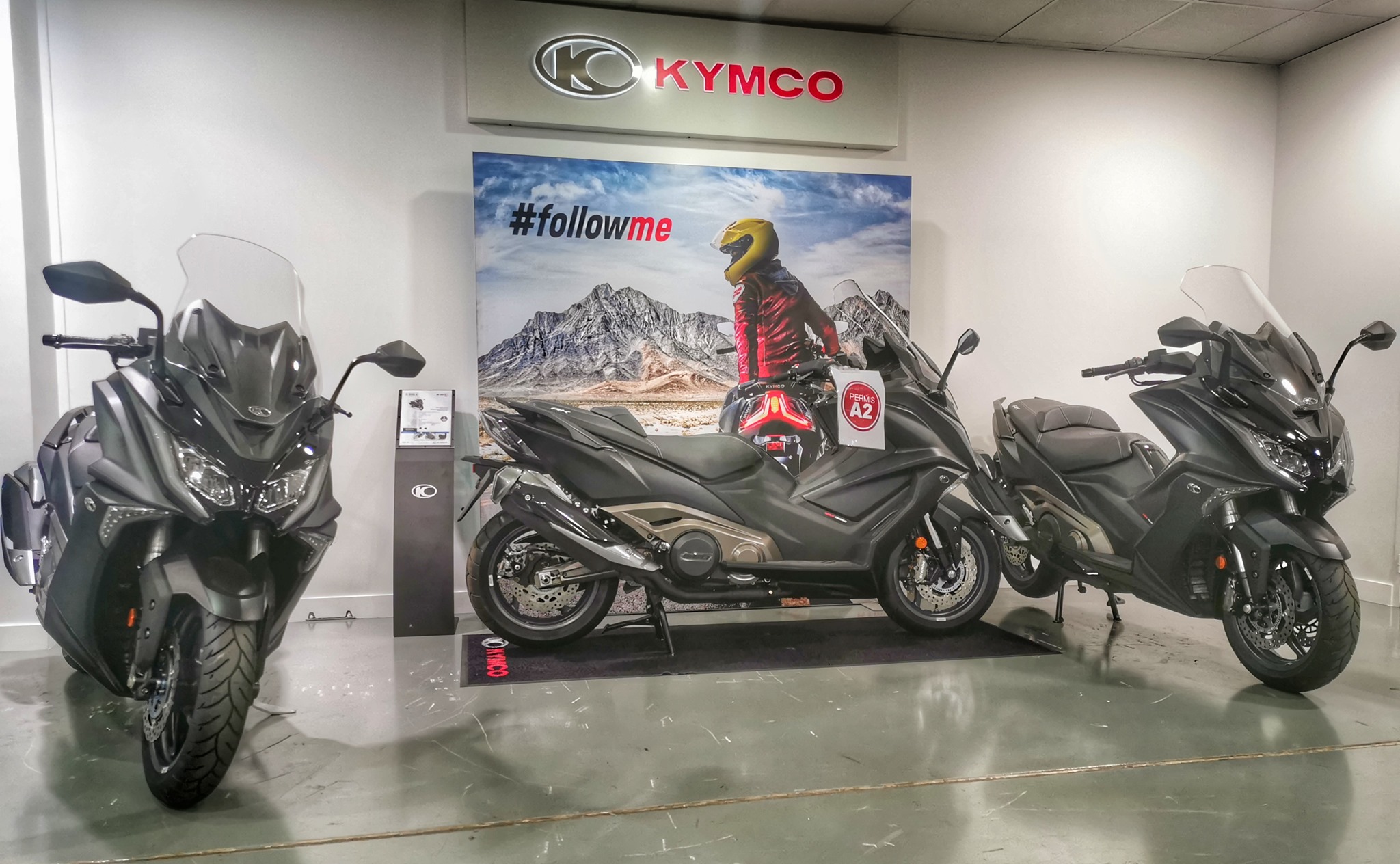Gauvin Moto Kymco vue intérieur